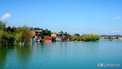 在你心里中國(guó)國(guó)內(nèi)4大旅游景點(diǎn)是哪幾個(gè)地方，你會(huì)如何排名？